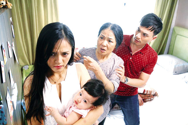 Luôn quan tâm đến con thái quá 