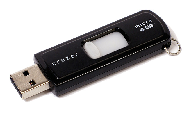 USB cruzer 4 GB