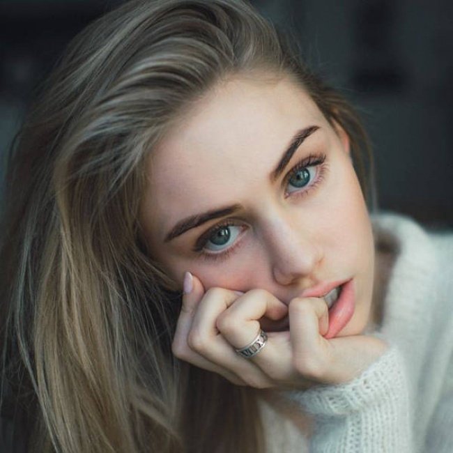 Làm nổi bật đôi mắt