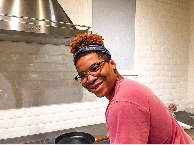 "Đổi chút gió cho không gian bếp."