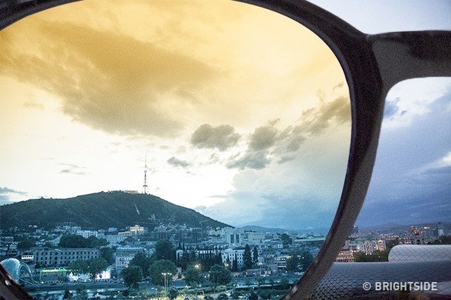 Lấy kính râm làm bộ lọc phân cực