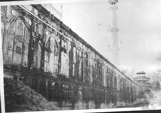 Điều bí ẩn bên cạnh mộ của Hoàng hậu Mumtaz