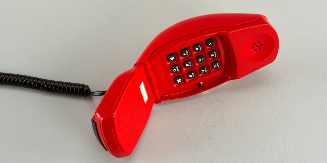 Điện thoại nắp gập Cricket Cricket được tạo ra bởi Marco Zanuso