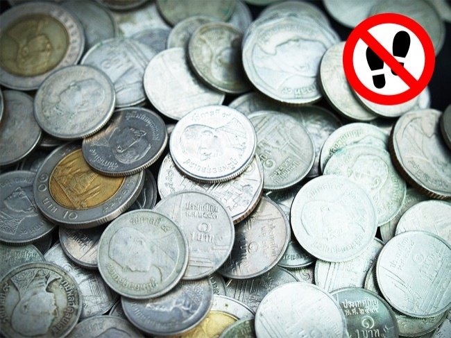 Không giẫm lên tiền 