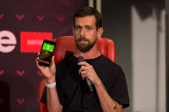 Jack Dorsey tuân thủ theo thời gian biểu