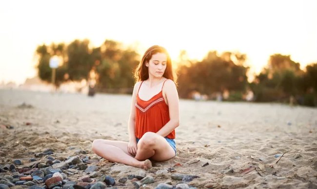 2 phút ngồi thiền