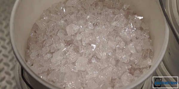 Vật liệu sapphire thô