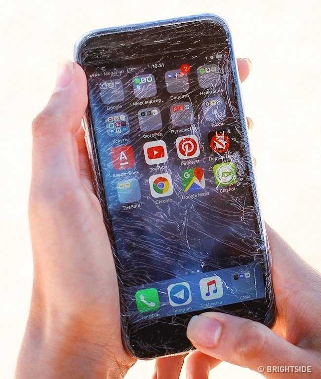 Bảo vệ điện thoại khỏi nước và cát