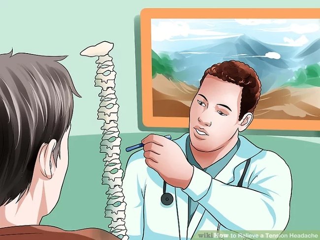 Đến gặp bác sĩ chỉnh cột sống