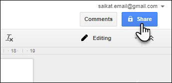 Click chọn nút Share bên góc phải văn bản