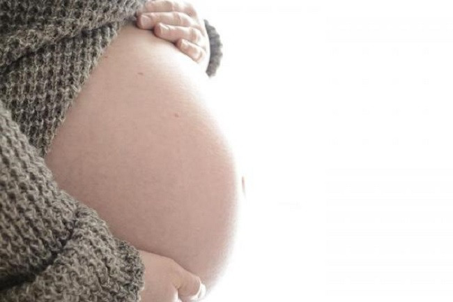 Người mẹ béo phì lúc mang thai liên quan đến các vấn đề về hành vi ở bé trai sau sinh