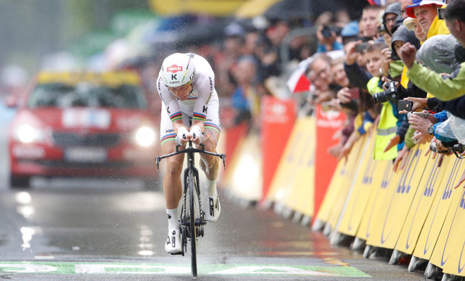 Nhà vô địch thế giới Tony Martin (Katusha-Alpecin)về đích thứ tư cùng chiếc Canyon Speedmax CF