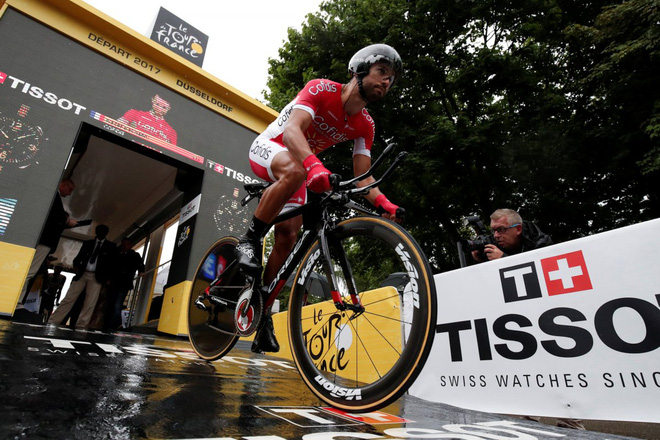 Vận động viên người Pháp Nacer Bouhanni (Cofidis-Solutions Crédits) đạp chiếc Orbea Ordu