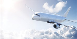 Tại sao người ta thường chọn màu trắng để sơn máy bay chứ không phải là màu khác?