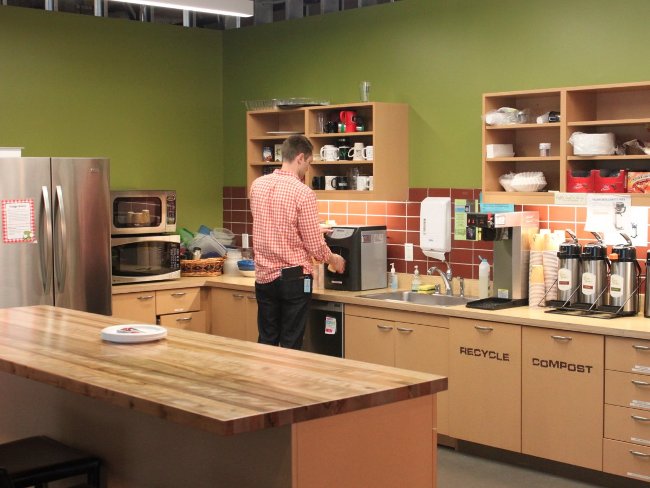 Căn bếp của văn phòng Amazon