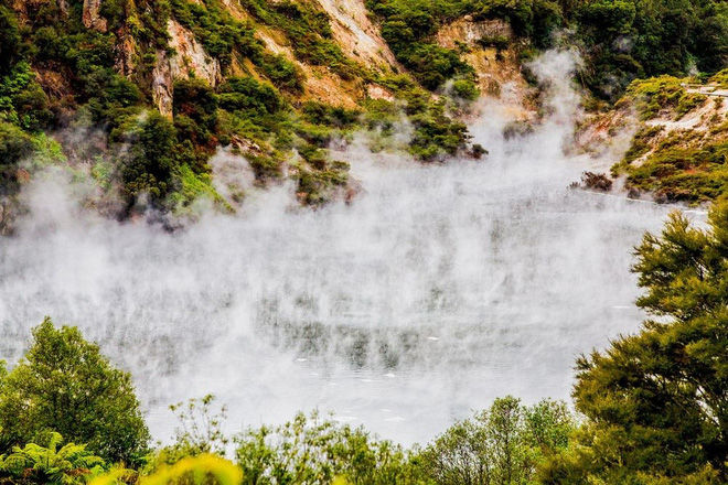 Hồ Frying Pan rộng 38.000m2 nhưng tương đối nông, phổ biến ở mức 6m 