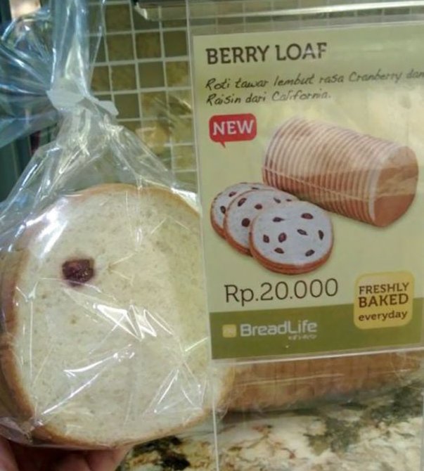 Ăn được mấy miếng bánh mà chẳng hiểu sao muốn tức nghẹn cả họng