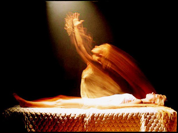 Đa số “nạn nhân” của hiện tượng kỳ dị này đều cảm thấy stress kinh khủng vì những giấc mơ như vậy