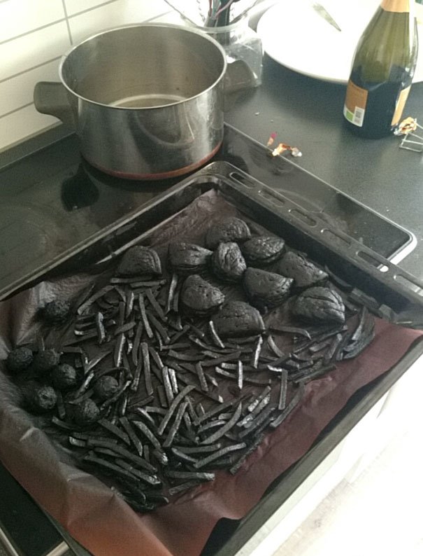 Muốn biết là bánh hay than thì phải hỏi chính chủ