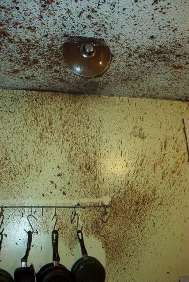 Phải công nhận rằng người nấu có võ công cực kỳ thâm hậu thì mới có được chiêu ném vung thâm hậu như thế