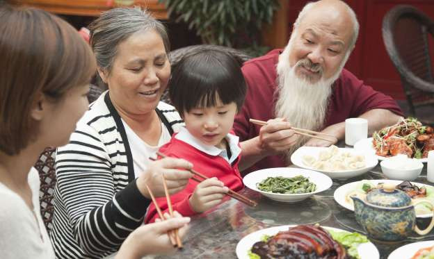 Trung Quốc: Đừng chỉ đũa vào người khác