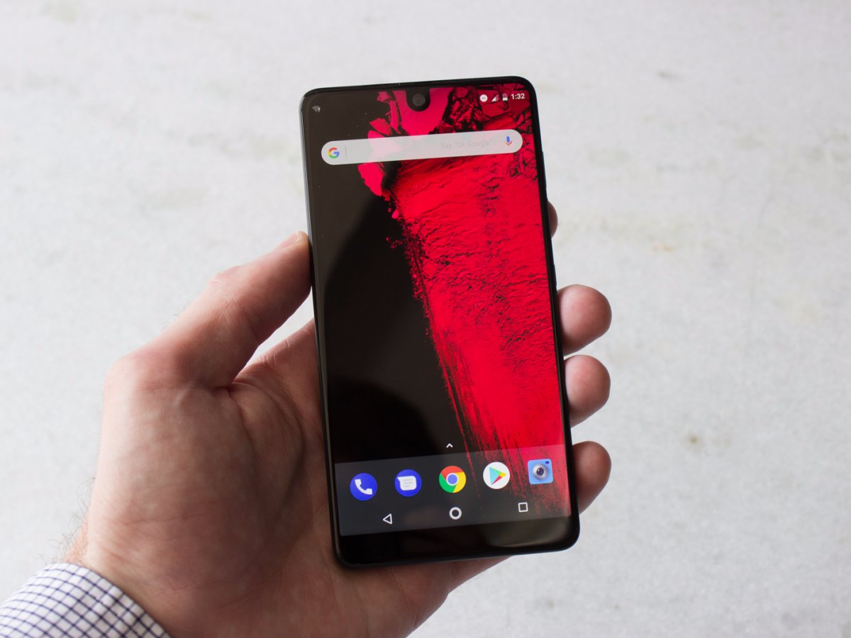 Essential Phone là một chiếc điện thoại đẹp, RAM 4GB, bộ nhớ 128GB