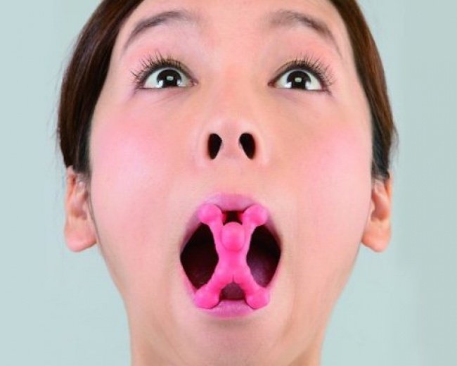 Thiết bị tạo hình cho đôi môi