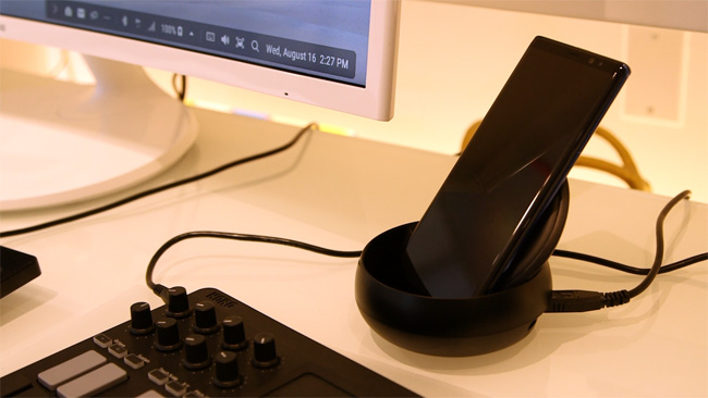 Gắn Note 8 với DeX của Samsung, biến Note 8 thành PC