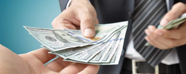 Những người nên chọn để làm bạn khi có tiền