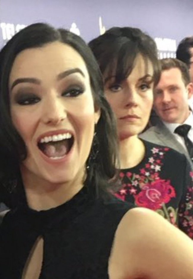 ...Biểu cảm khi Selfie? Cũng có 3 kiểu đây.