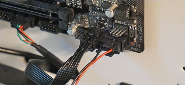 Tháo dây đèn led nguồn và ổ cứng