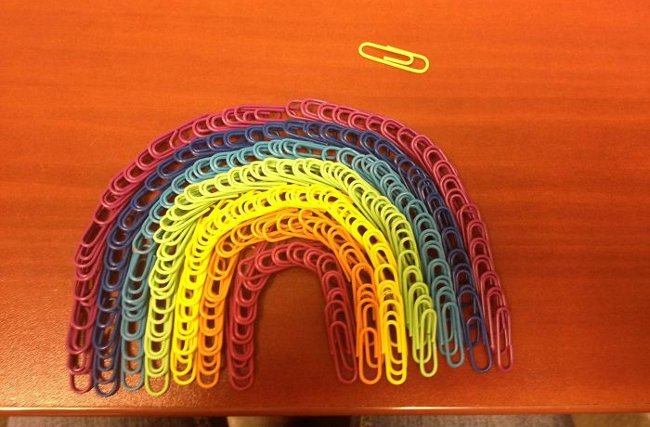 Thôi thì không ai chơi với mình thì tự mình chơi vậy.