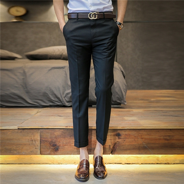 Tại sao trên ống quần dài có những đường gấp