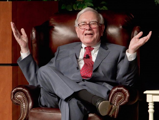 Warren Buffett dành 80% thời gian trong ngày để đọc.