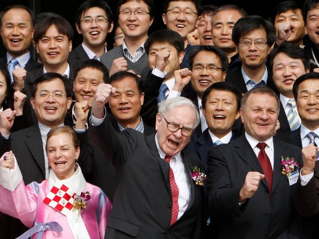 Warren Buffett đầu tư 1.000 USD vào cổ phiếu quỹ Berkshire Hathaway năm 1964