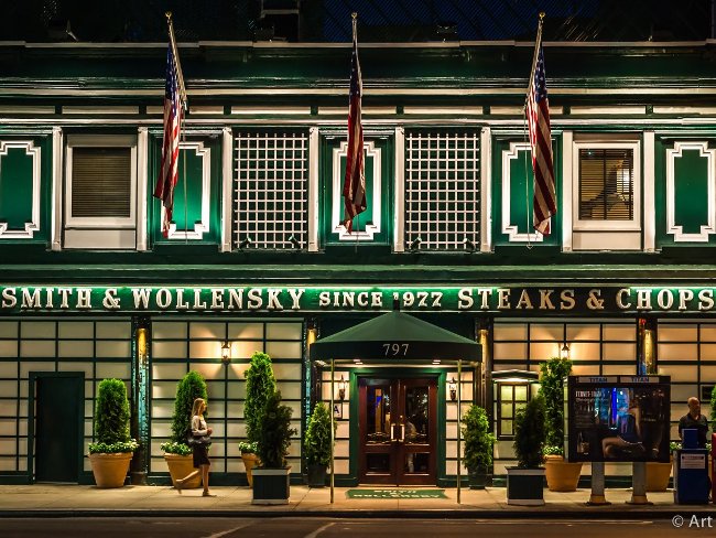 Nơi ăn trưa của Warren Buffett, nhà hàng Smith & Wollensky