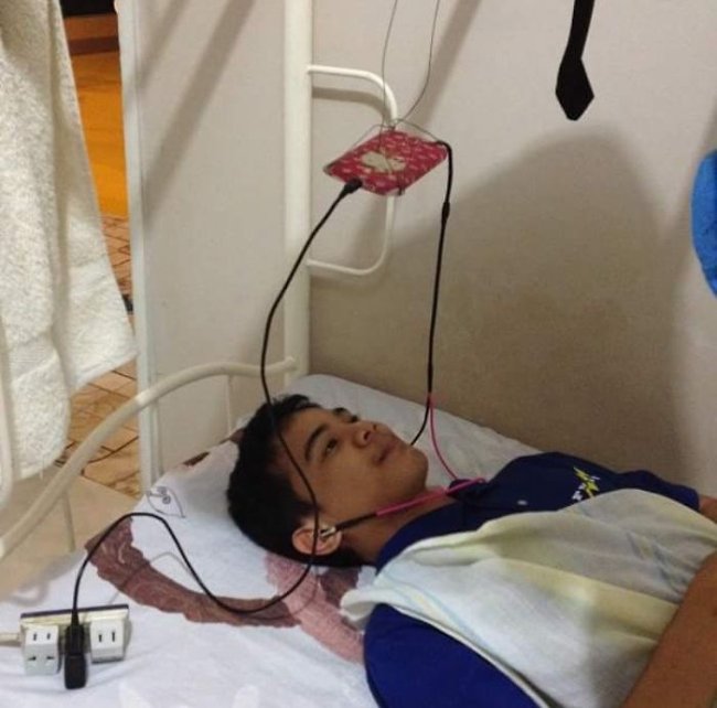 Tận dụng triệt để khi nằm giường tầng.