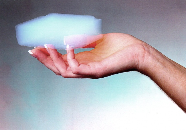 Aerogel là một siêu vật chất sở hữu những khả năng rất đặc biệt 