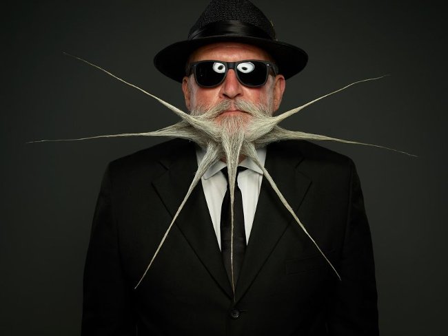 Nhìn tác phẩm này người ta khó có thể tưởng tượng được sự cầu kỳ trong khâu chuẩn bị của thí sinh.