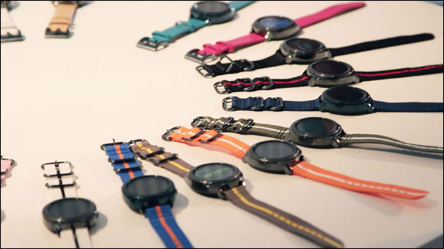 Đồng hồ tập luyện Samsung Gear Sport