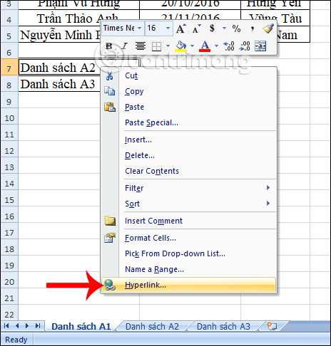 Nhấn chọn Hyperlink