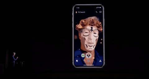 Ông Craig Federighi và thử nghiệm ống kính ngay tại sự kiện