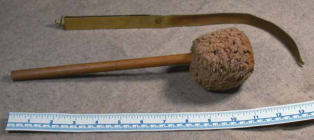 Chiếc que vệ sinh sau khi giải quyết 