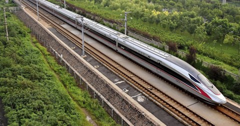 Tàu cao tốc nhanh nhất thế giới 350km/h ở Trung Quốc