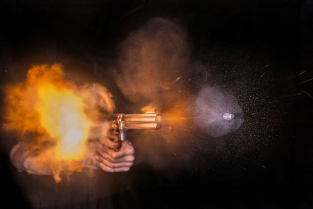 Màn nhả đạn của súng lục ổ quay Smith & Wesson.500 