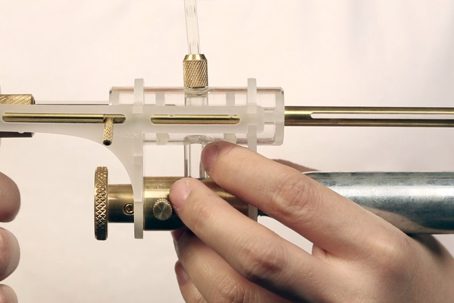 Khẩu súng sử dụng nước mắt