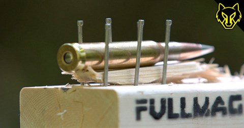 Đạn bắn đạn có gây nổ không?