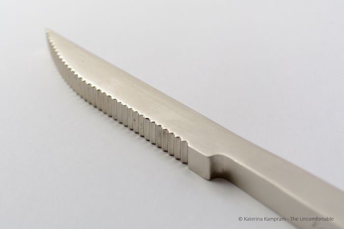 Dao cắt gì đây?