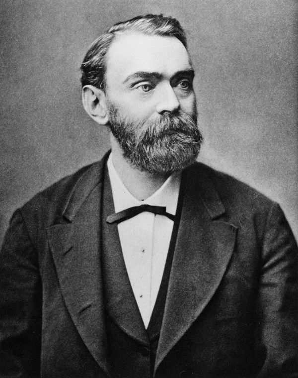 Alfred Nobel, một nhà khoa học và nhà phát minh nổi tiếng người Thụy Điển là người đã sáng lập ra giải thưởng Nobel