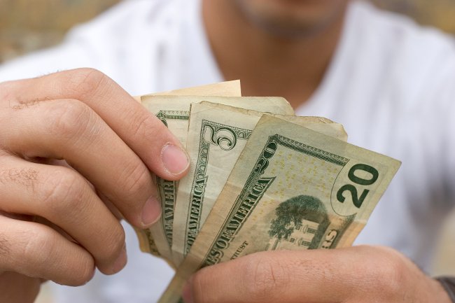 Đặt quá nhiều thức ăn mua về